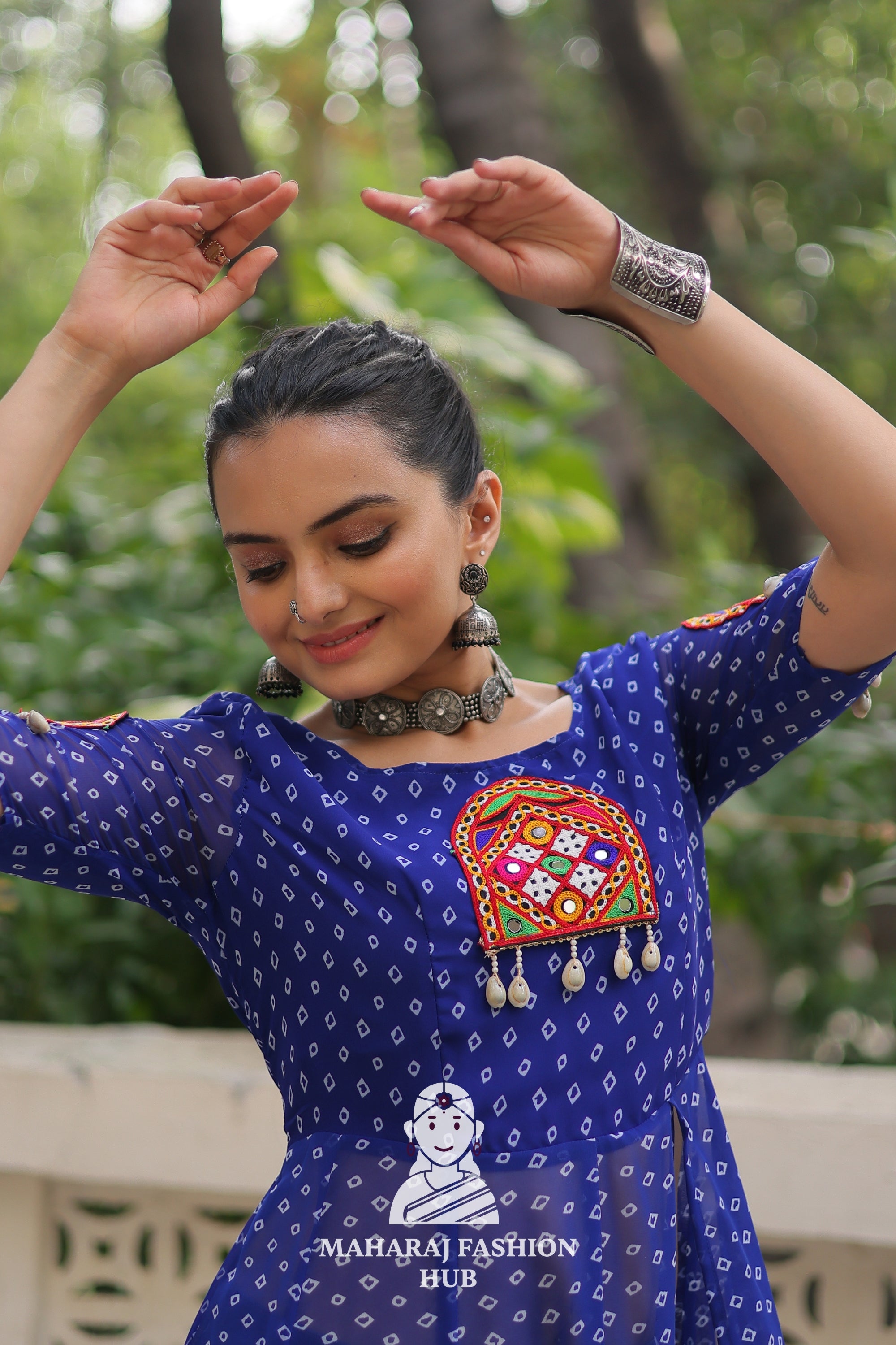 Vibrant Bandhani Print Kutchi Embroidery Round Neck Navratri Kurti 🎨💃