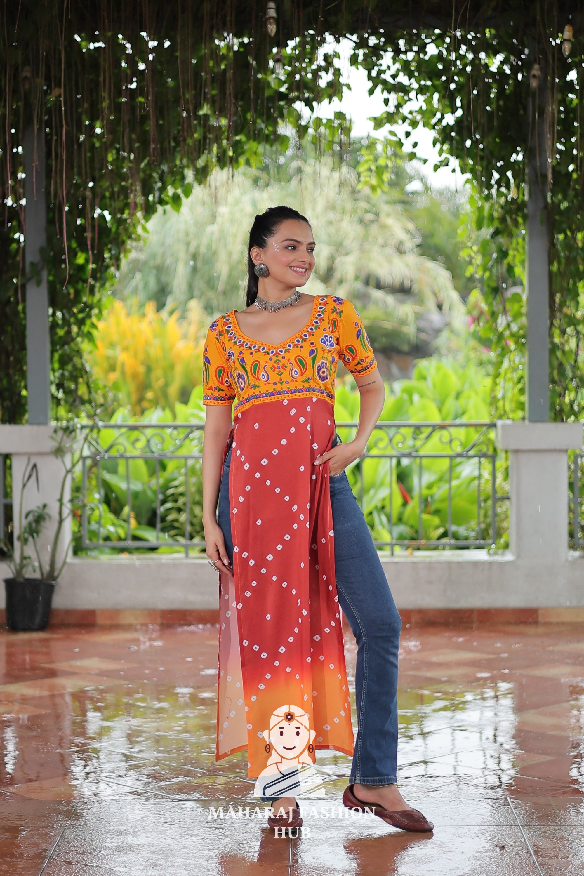 Graceful Laheriya Print 12-Meter Flair Kutchi Navratri Gown 💃🌟