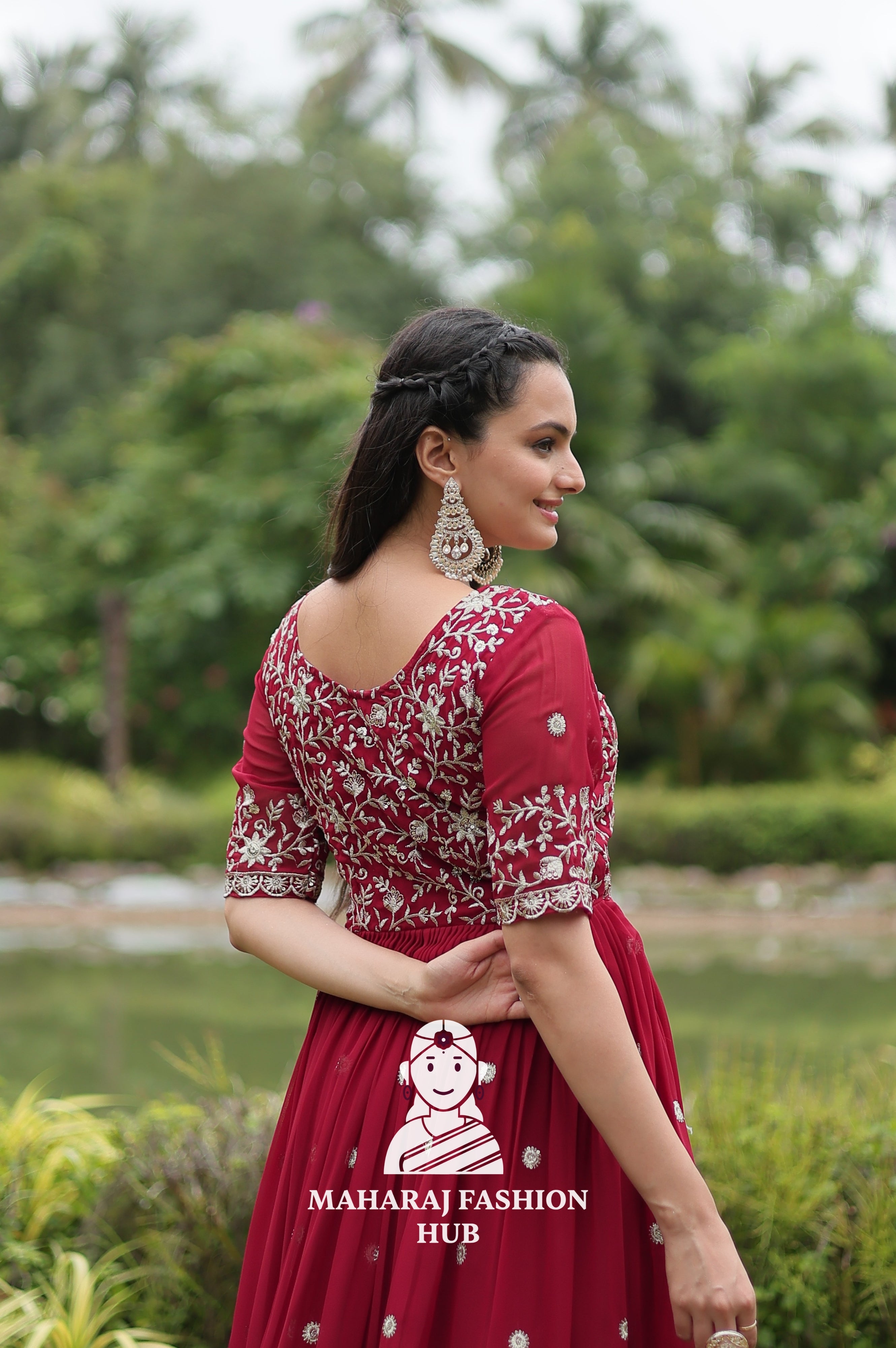 ✨ Elegant Faux Blooming Zari Gown - Special Designer Gown