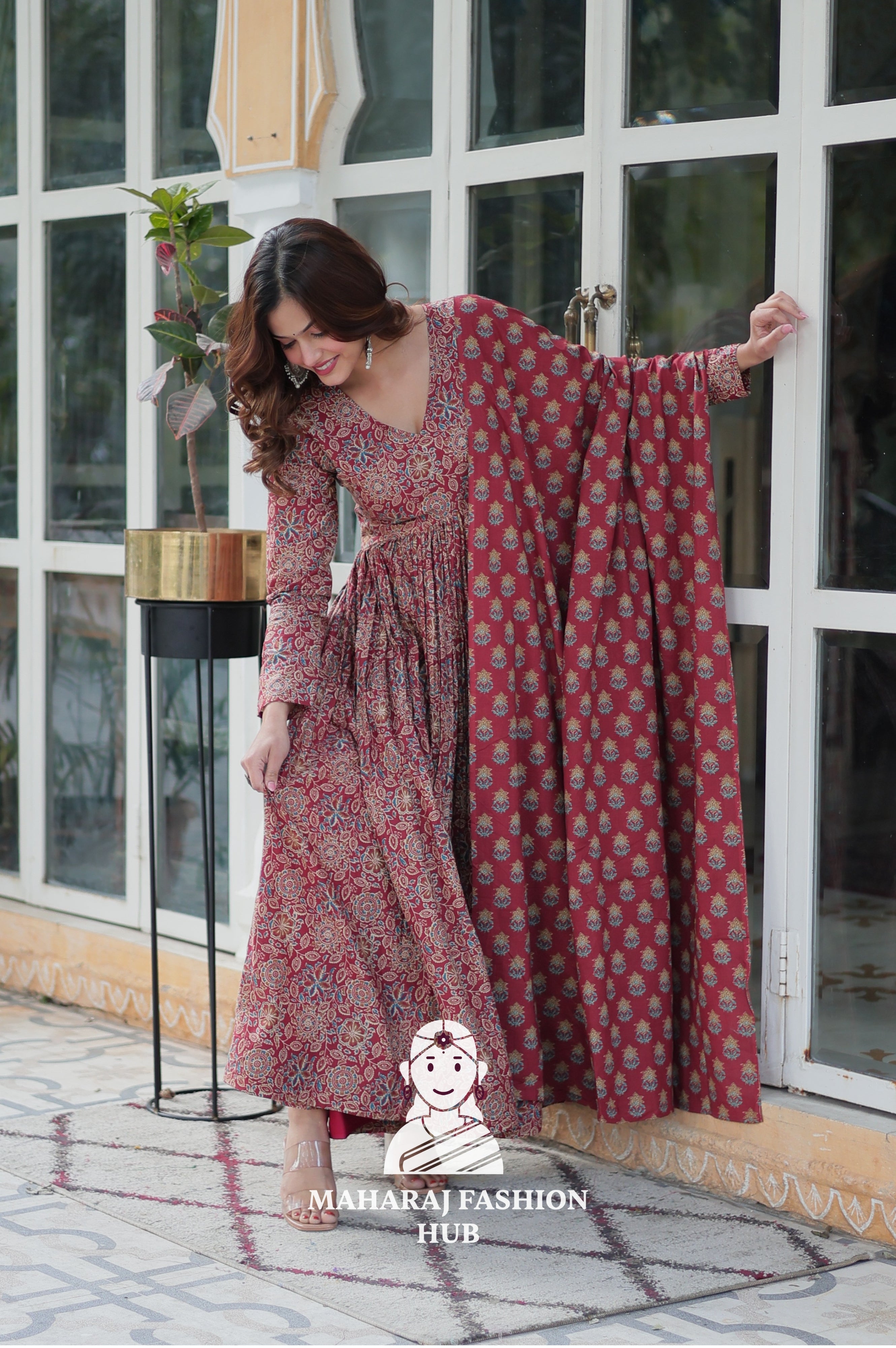 Breezy Cotton Elegance – Comfort Woven in Style 💫