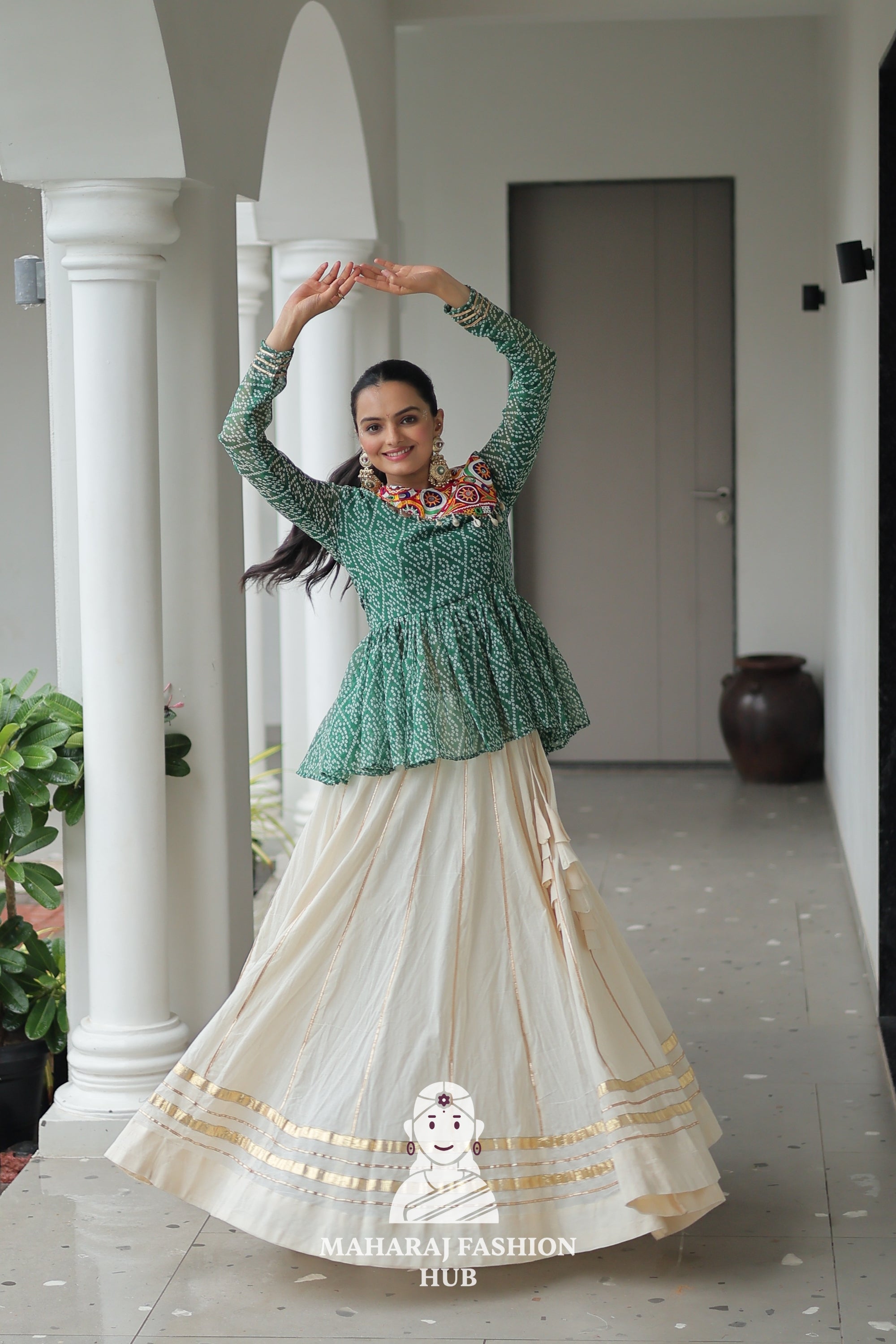 Navratri - Combo Stylish Gota Patti Lehenga and Kutchi Bandhani Top for Navratri Nights 💫🎶