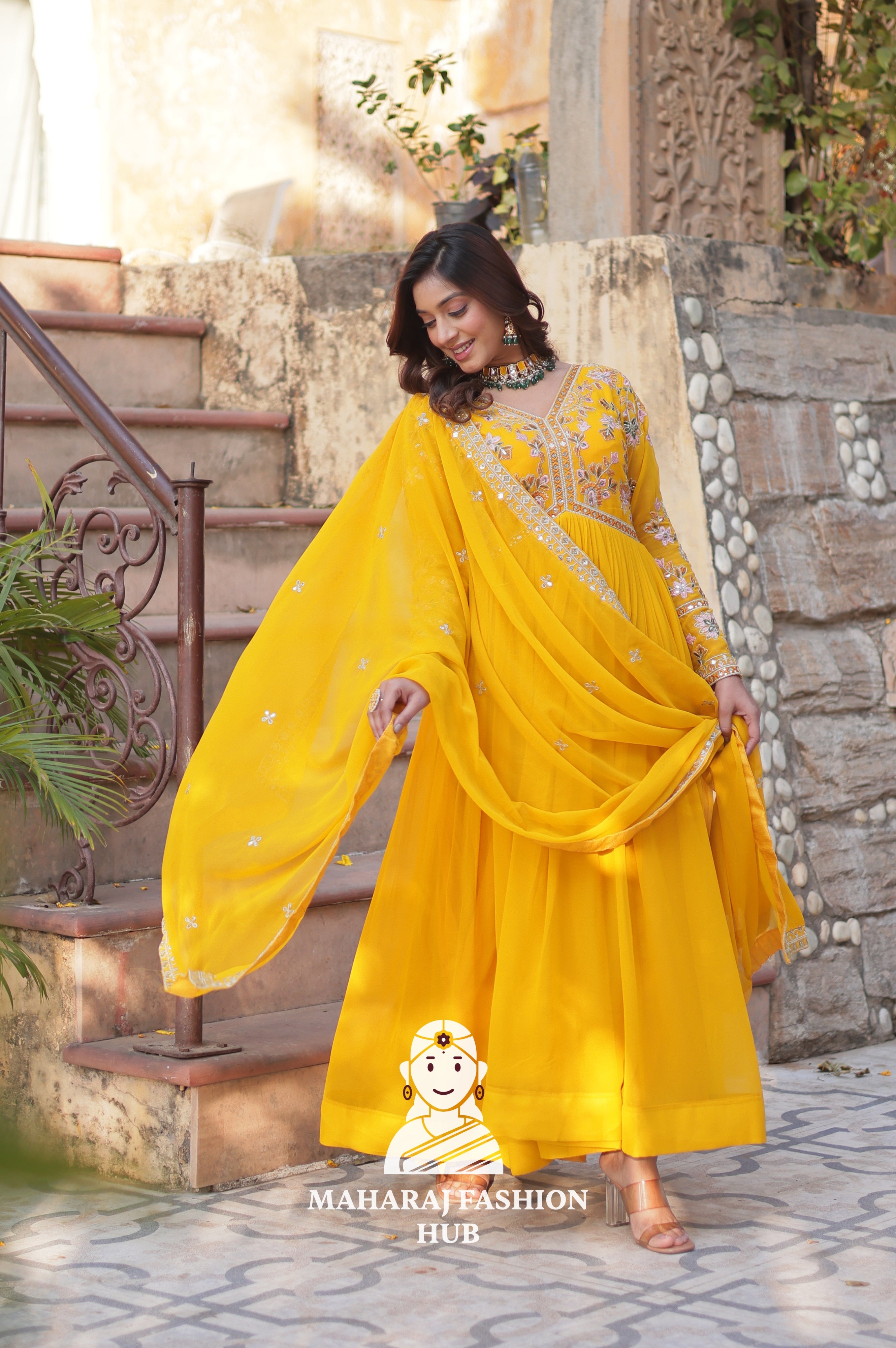 🪡 Cotton-Lined Faux Blooming Set with Sequin Detailing
