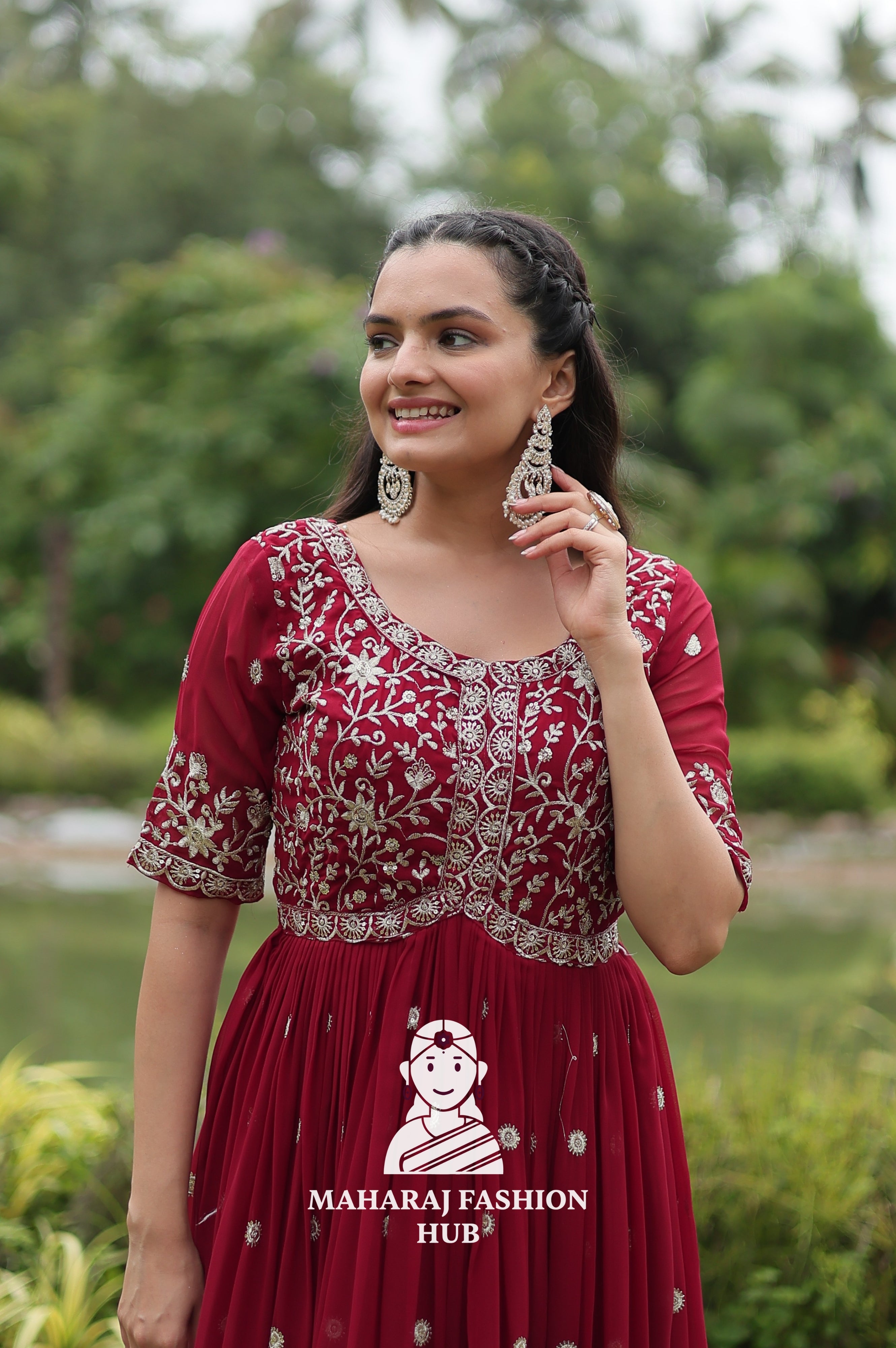 ✨ Elegant Faux Blooming Zari Gown - Special Designer Gown