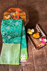 Graceful Kanjivaram Silk Saree with Timeless Zari Detailing