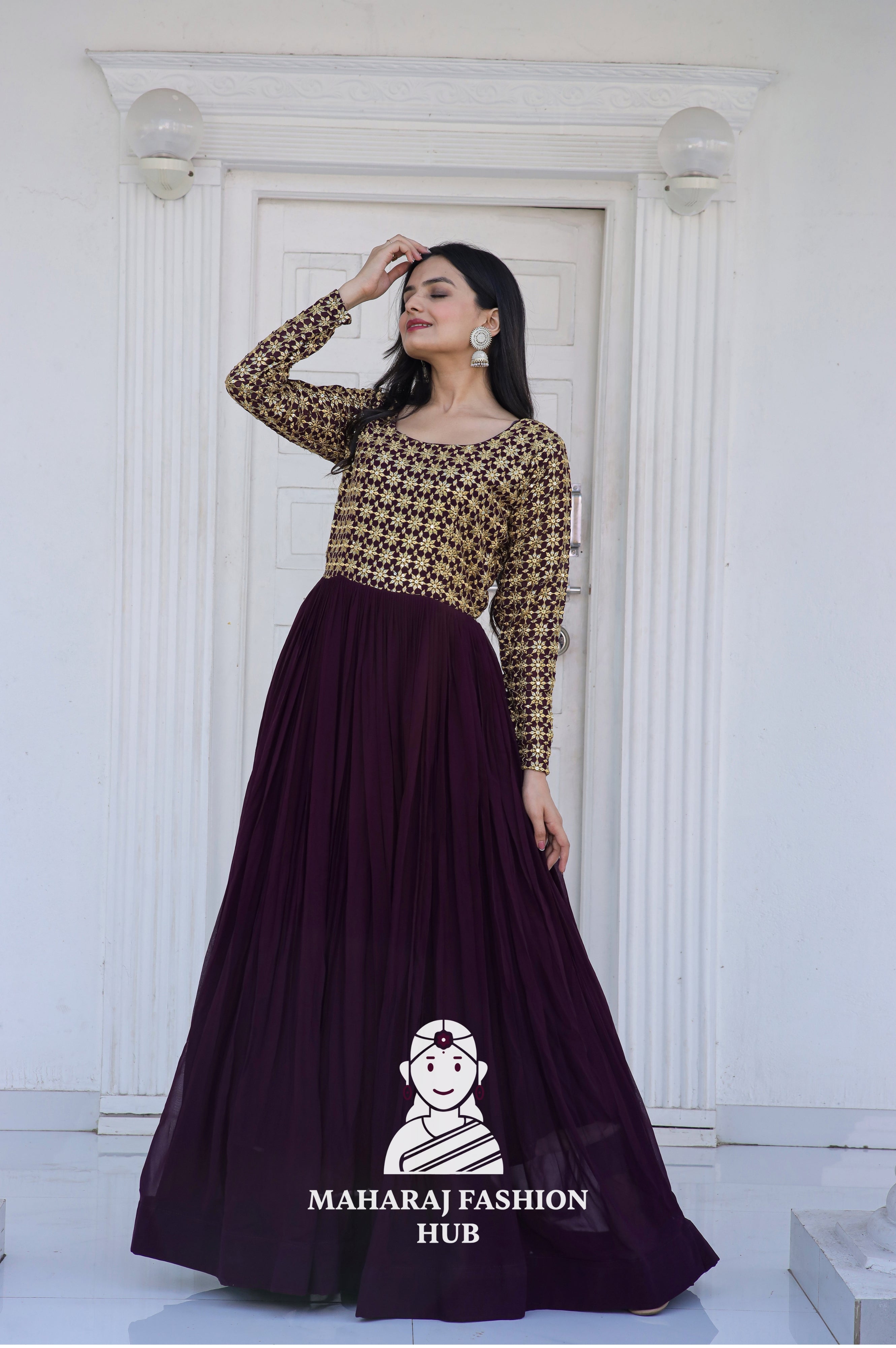Dazzle Dream – Faux Blooming Gown with Golden Touch