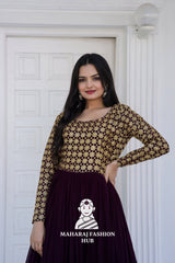 Dazzle Dream – Faux Blooming Gown with Golden Touch