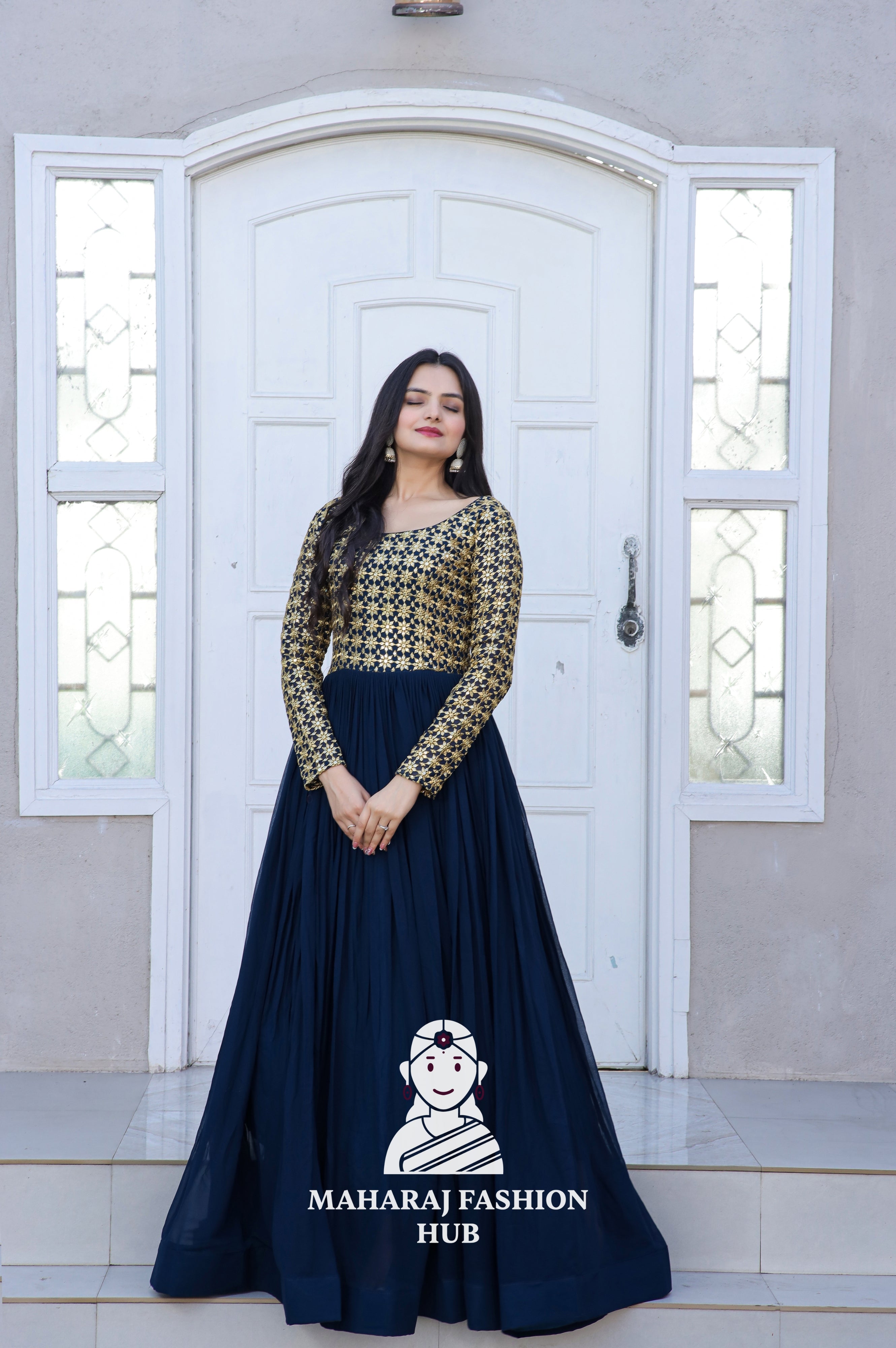 Dazzle Dream – Faux Blooming Gown with Golden Touch