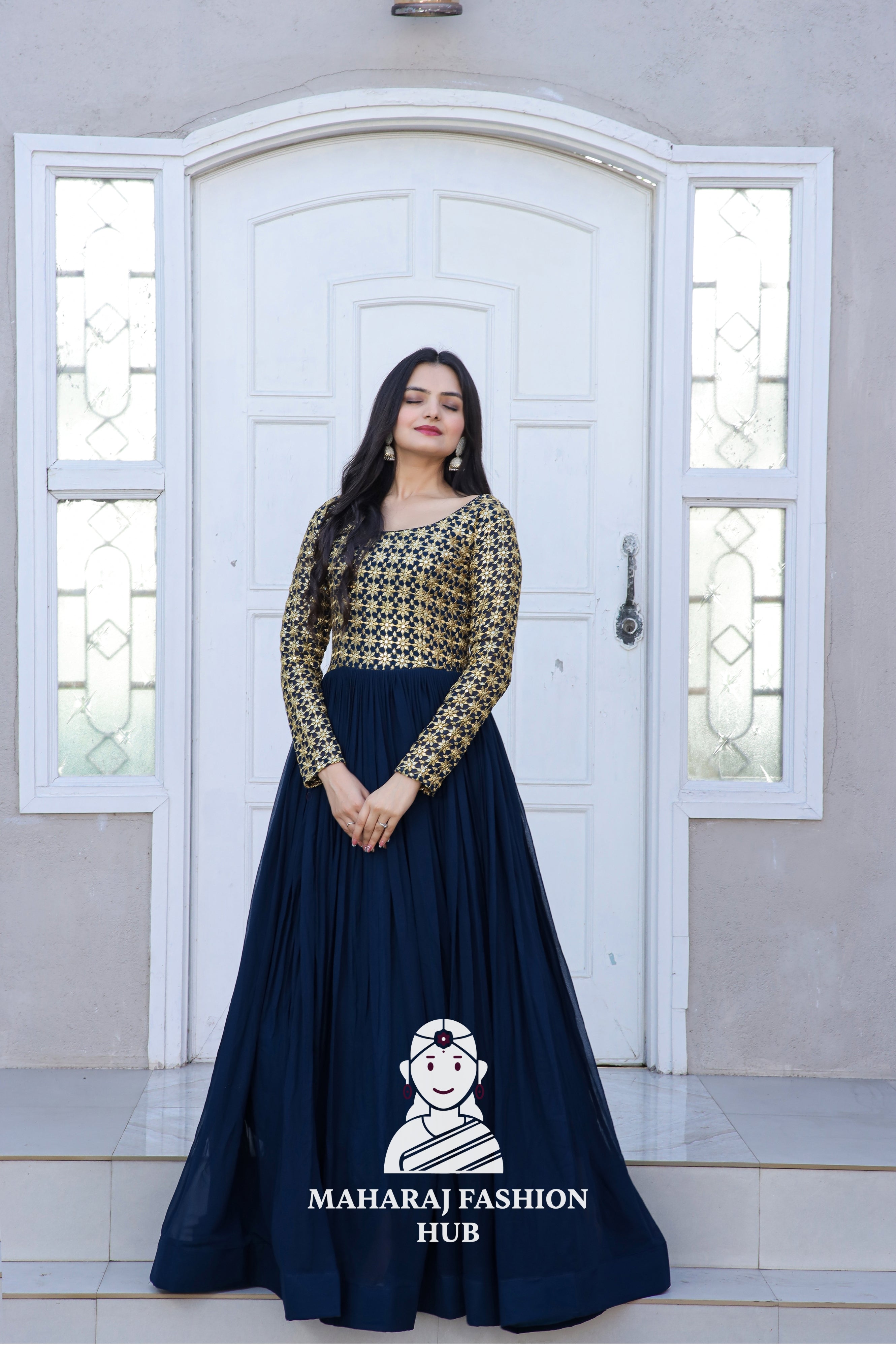 Dazzle Dream – Faux Blooming Gown with Golden Touch