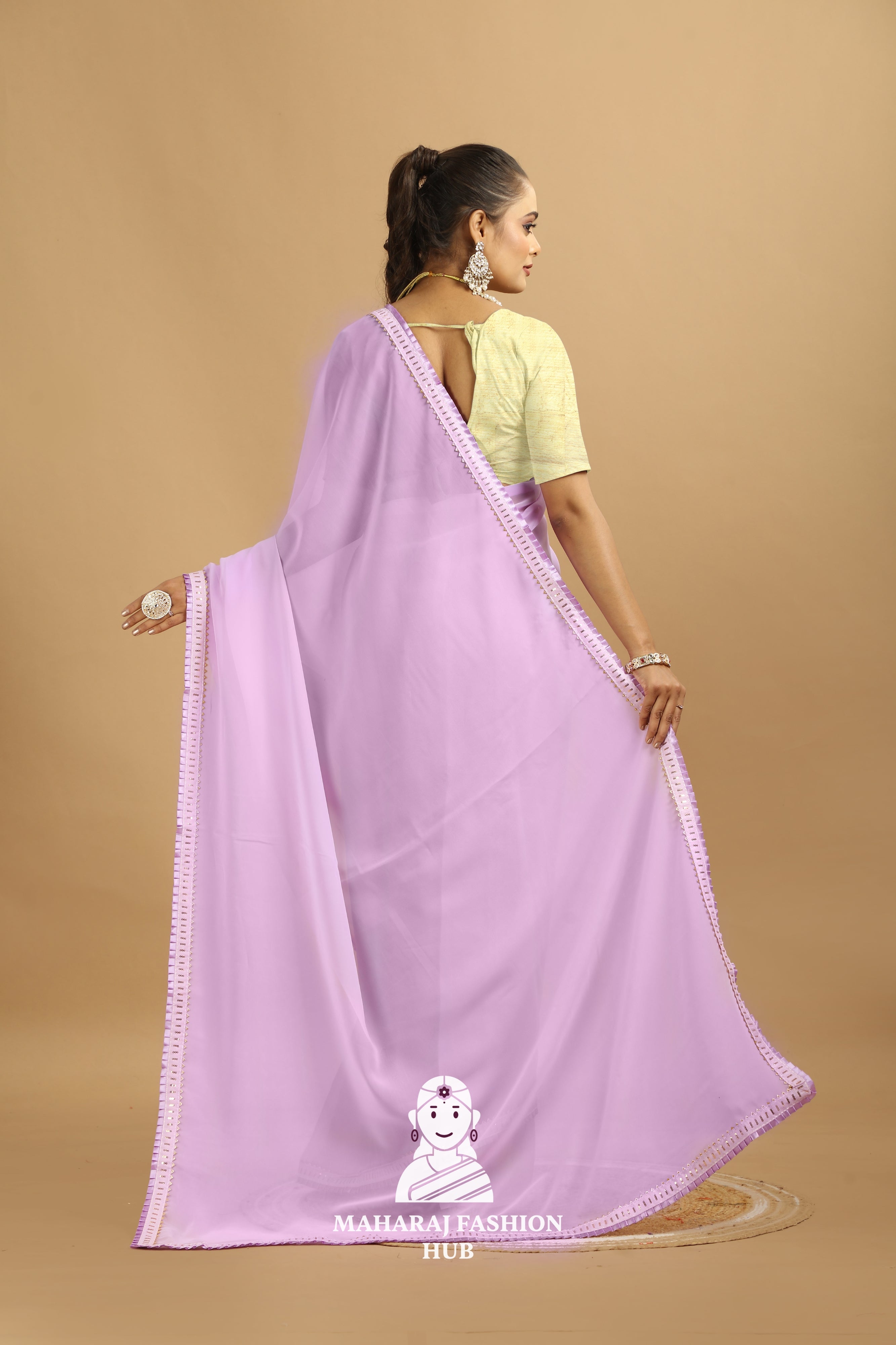 Maharaj Fashion Hub Women's Georgette Saree – Graceful Prints for Cultural Celebrations